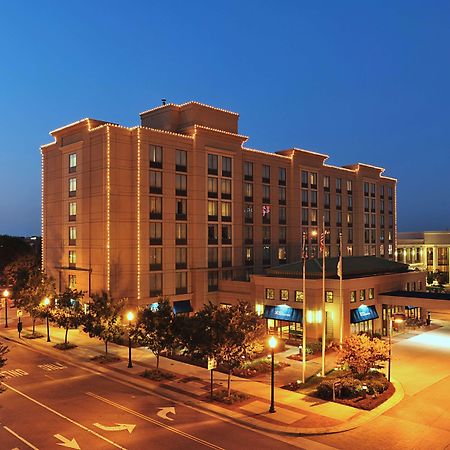Hilton Garden Inn Virginia Beach Town Center Exteriör bild