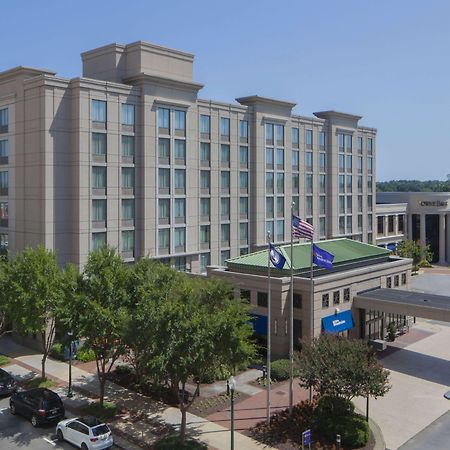 Hilton Garden Inn Virginia Beach Town Center Exteriör bild