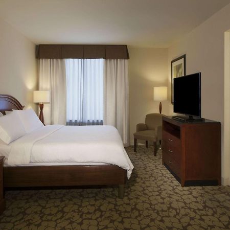 Hilton Garden Inn Virginia Beach Town Center Exteriör bild