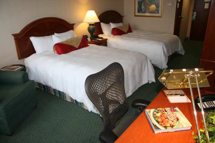 Hilton Garden Inn Virginia Beach Town Center Exteriör bild